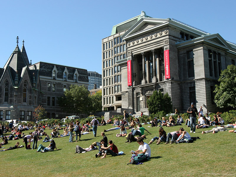 kanada-west-universitesi